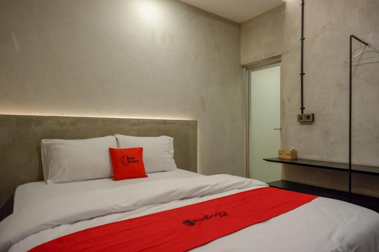 Reddoorz Plus Near Kawasan Sam Poo Kong Σεμαράνγκ Εξωτερικό φωτογραφία